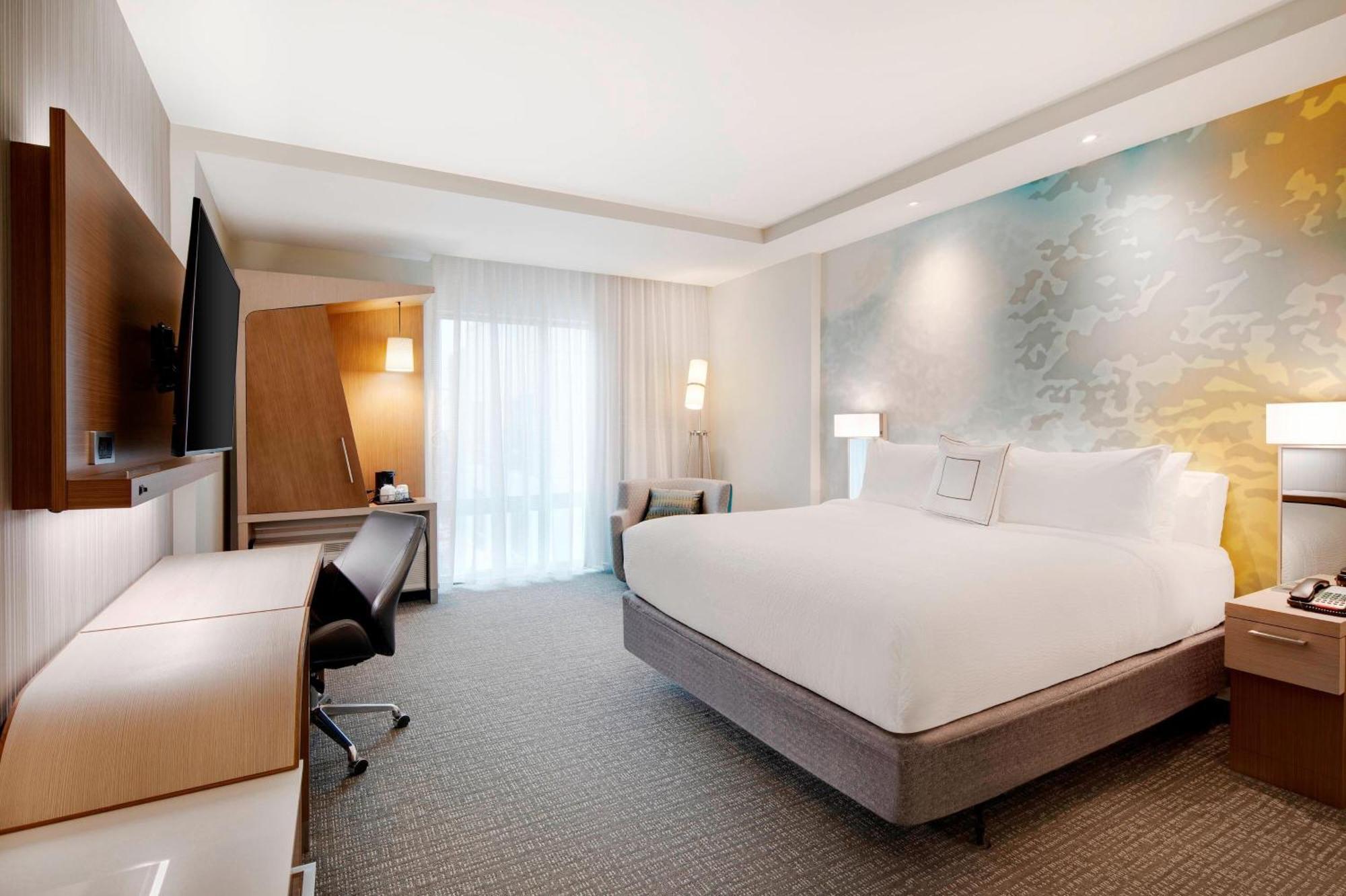 Courtyard By Marriott Atlanta Vinings/Galleria Смирна Экстерьер фото