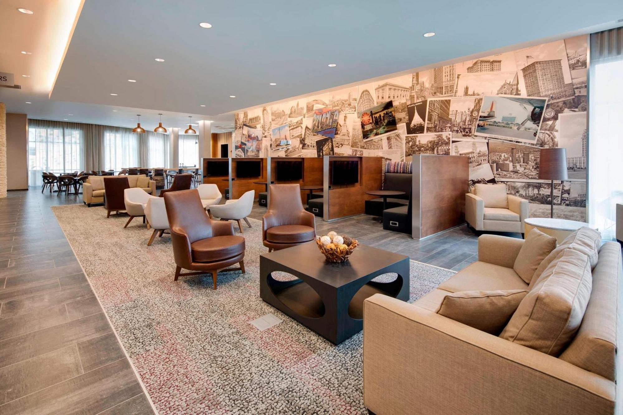 Courtyard By Marriott Atlanta Vinings/Galleria Смирна Экстерьер фото