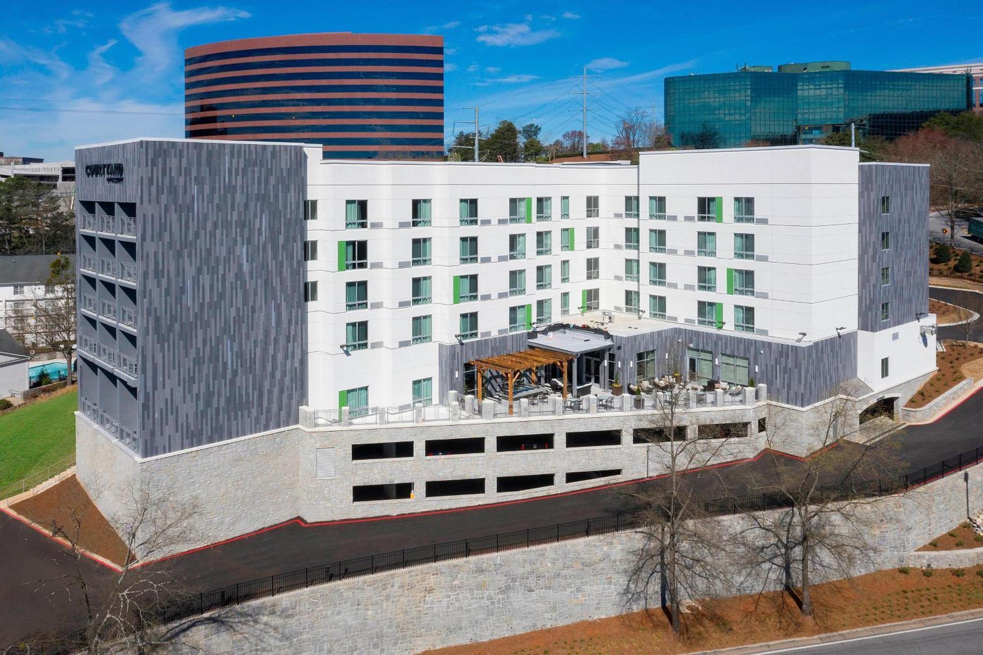 Courtyard By Marriott Atlanta Vinings/Galleria Смирна Экстерьер фото
